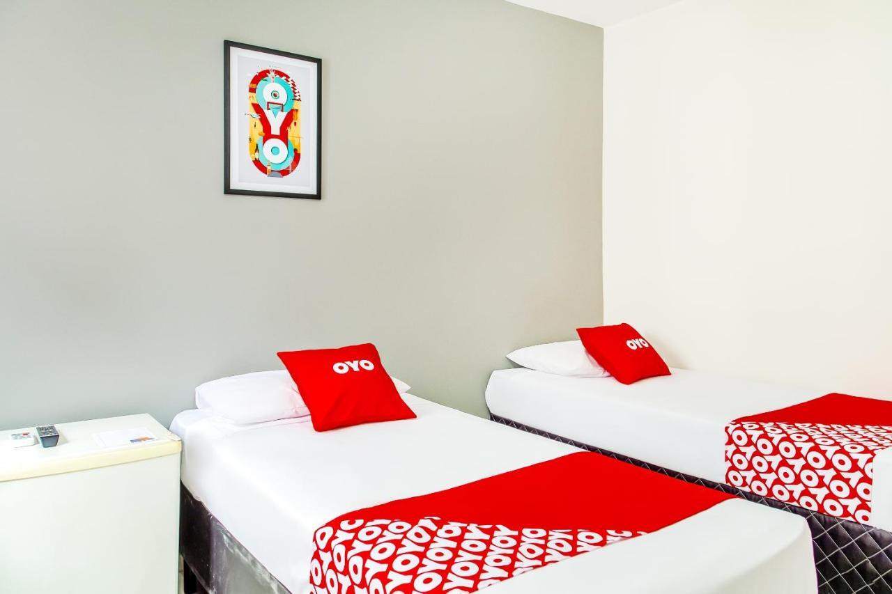 OYO Hotel Lisboa, São José dos Campos Exterior foto